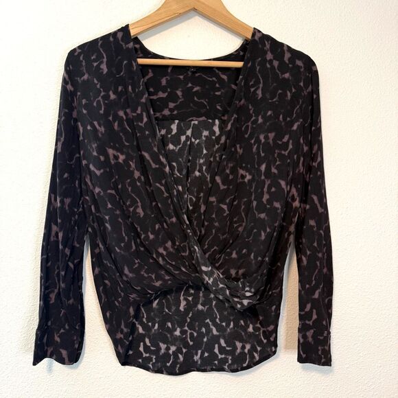Rails Hillary Diffused Cheetah Wrap Blouse Size Small - Picture 1 of 8
